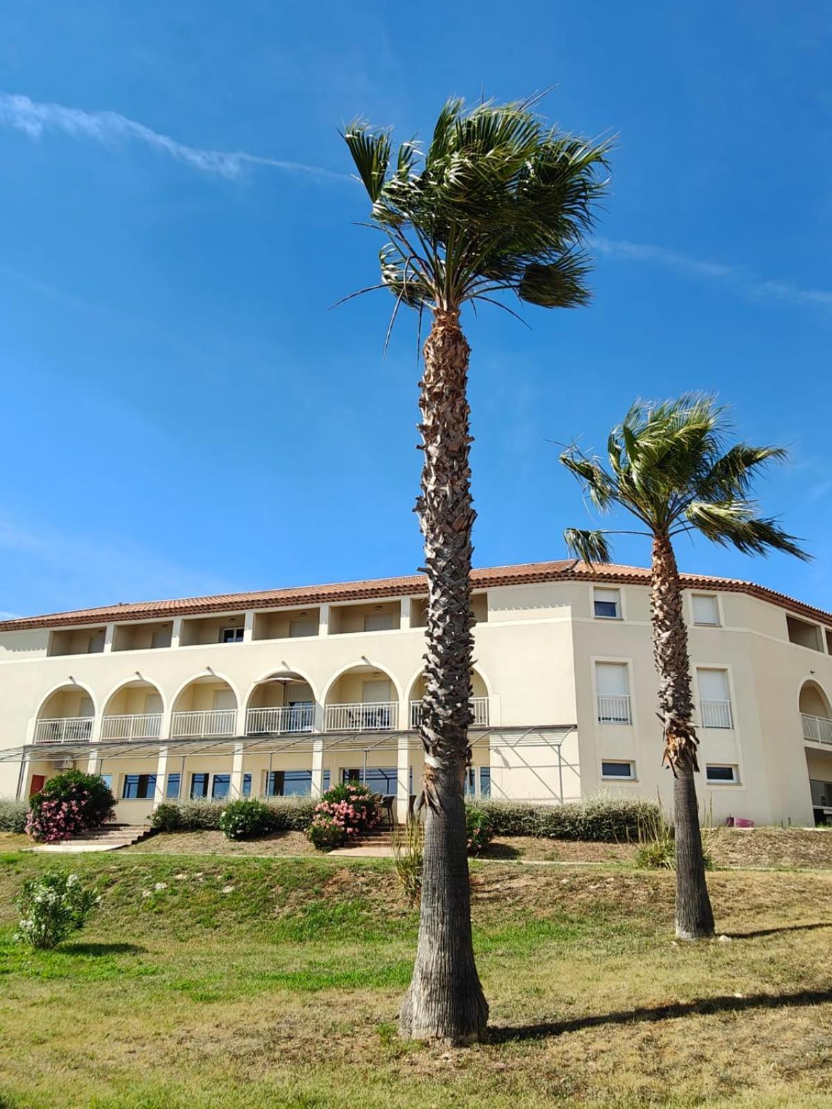 Le Manon Residence Hotel Signes Dış mekan fotoğraf
